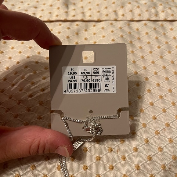 TOSH Swarovski Crystal silver plated necklace - Picture 4 of 4